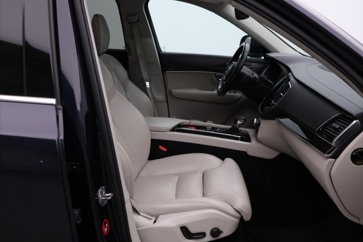 Volvo XC90 2,0 D5 177kW AWD CZ Inscription