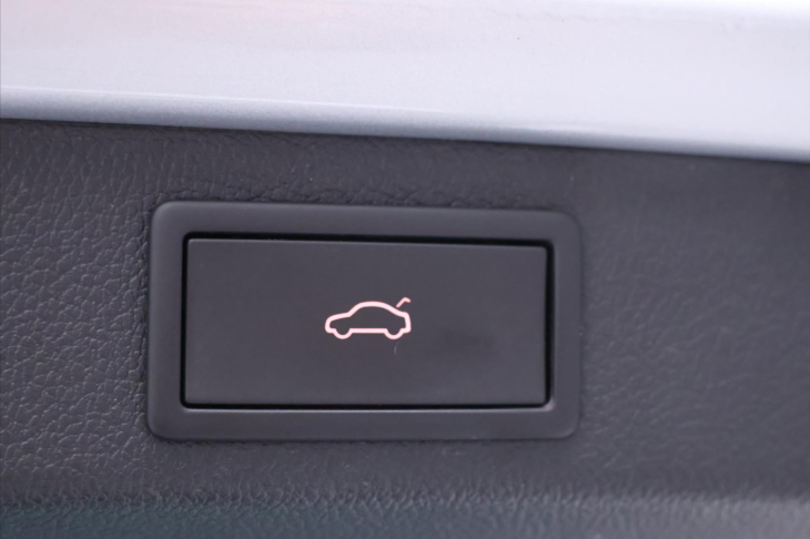 Škoda Superb 2,0 TDI 147kW 4x4 L&K DSG CZ DPH