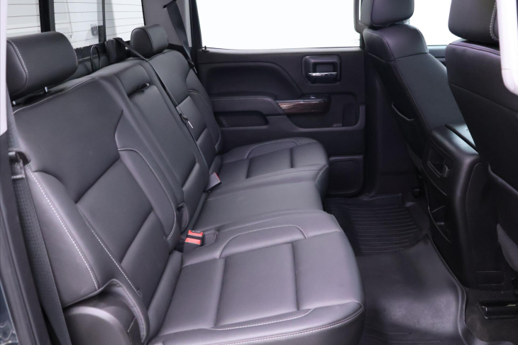 GMC Sierra 5,3 V8 265kW Aut. Kůže