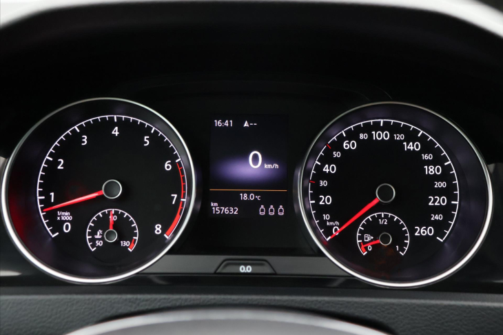 Volkswagen Golf 1,4 TSI 90kW Cup 1.Majitel