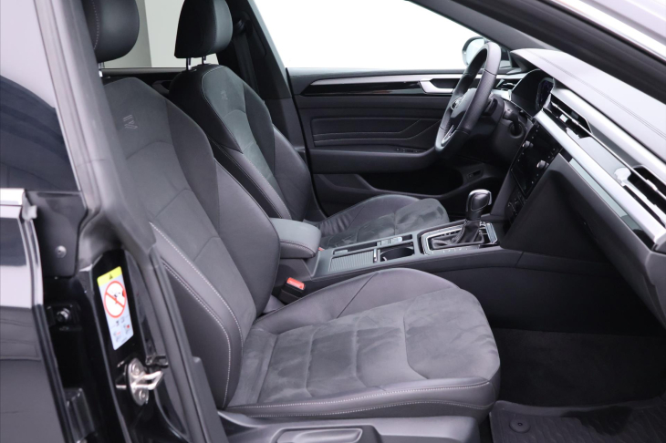 Volkswagen Arteon 2,0 TSI 206 kW R-Line 4M DPH CZ