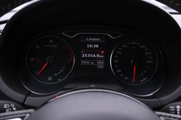 Audi A3 2,0 TDI 110kW Quattro CZ