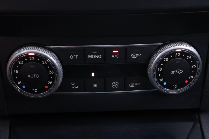 Mercedes-Benz GLK 3,0 320CDI 4M Panorama Navi