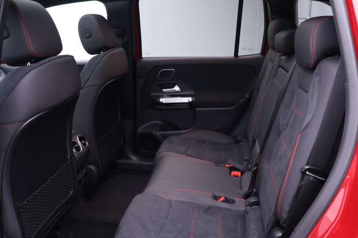 Mercedes-Benz GLB 2,0 200d 4MATIC AMG Premium+