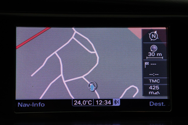 Audi A4 2,0 TDI 100kW Tažné Tempomat