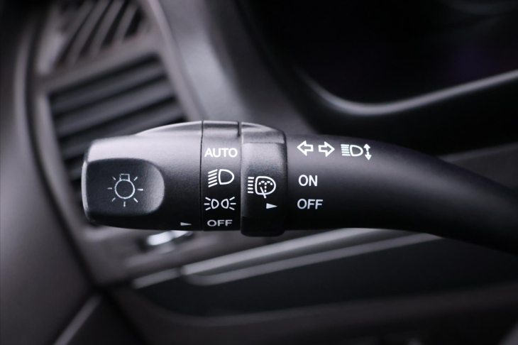 Hyundai Santa Fe 2,2 CRDi 145kW 4WD CZ Kůže