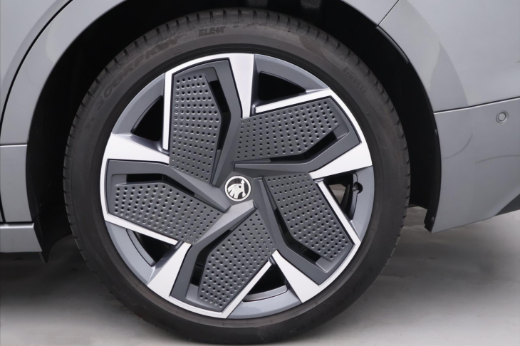 Škoda Enyaq 82kWh 4x4 CZ SOH 95% RS