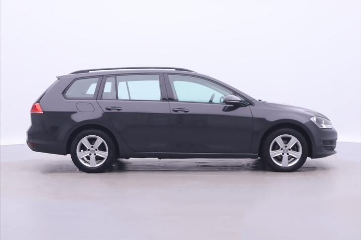 Volkswagen Golf 1,6 TDI Navi Aut.klima Kůže