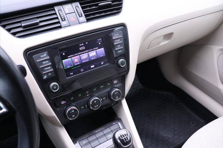 Škoda Octavia 2,0 TDI 110KW Elegance CZ