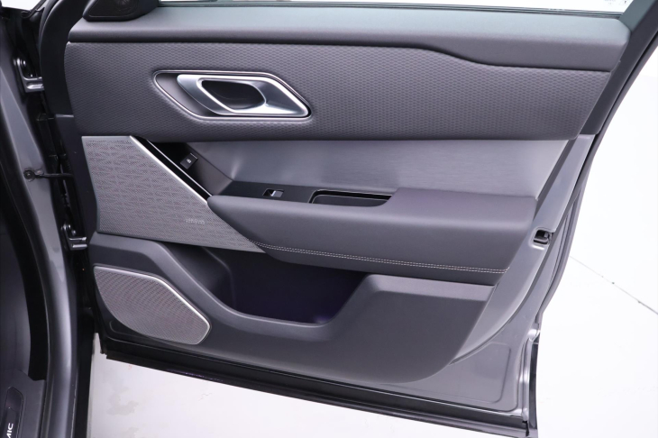 Land Rover Range Rover Velar 3,0 D 221 kW R-Dynamic SE