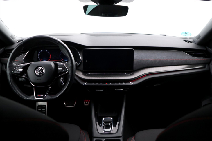 Škoda Octavia 2.0 TSI 180kW RS DSG 1.Maj LED