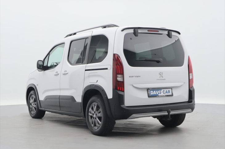 Peugeot Rifter 1,5 HDi 130k Allure tažné DPH