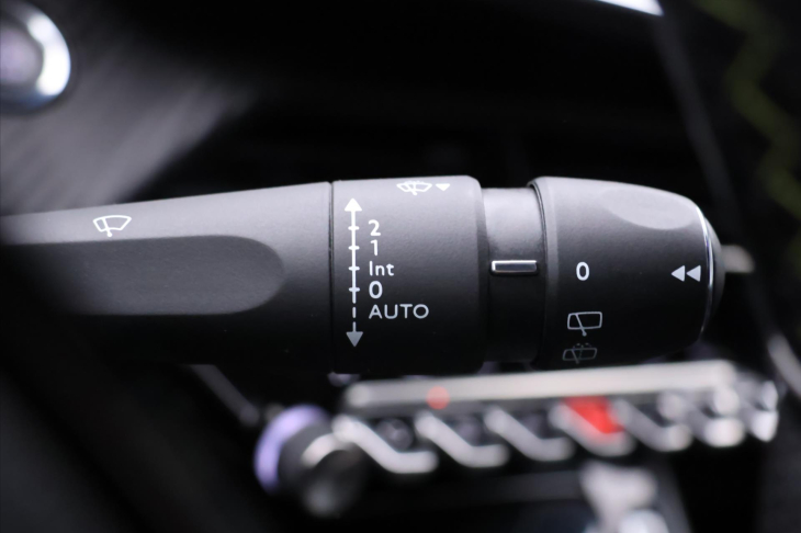 Peugeot 208 1,2 PT 74kW GT-Line LED