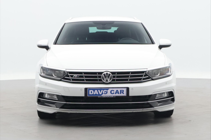 Volkswagen Passat 2.0 TDI 110kW DSG LED Kůže CZ