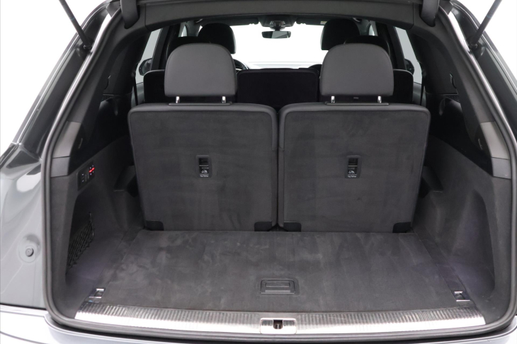 Audi Q7 3,0 TDI 200kW Quattro S-LINE