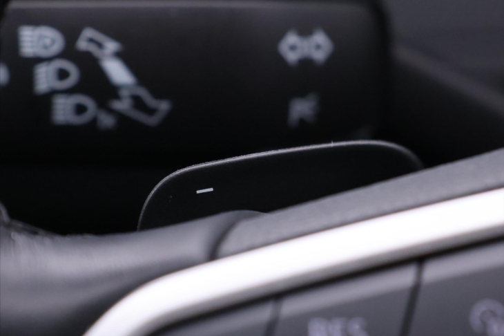 Volkswagen Passat 2,0 TDI DSG Matrix Virtual DPH