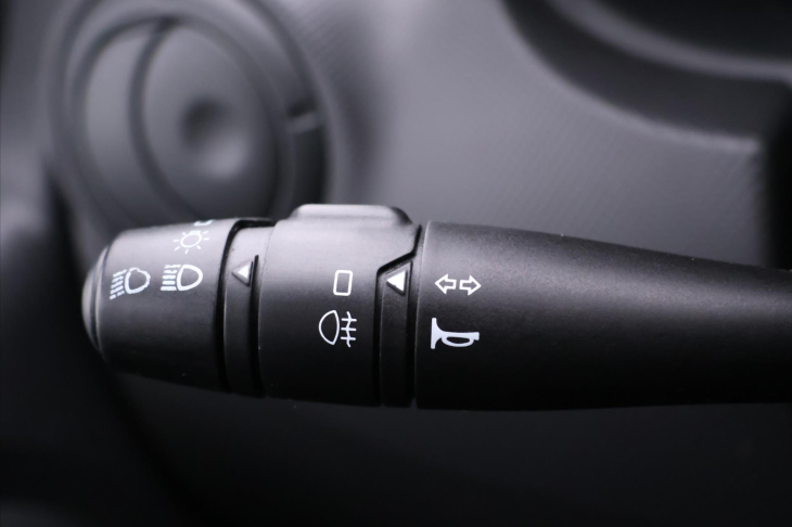 Dacia Duster 1,6 16V 77kW Serv.kn. Tažné