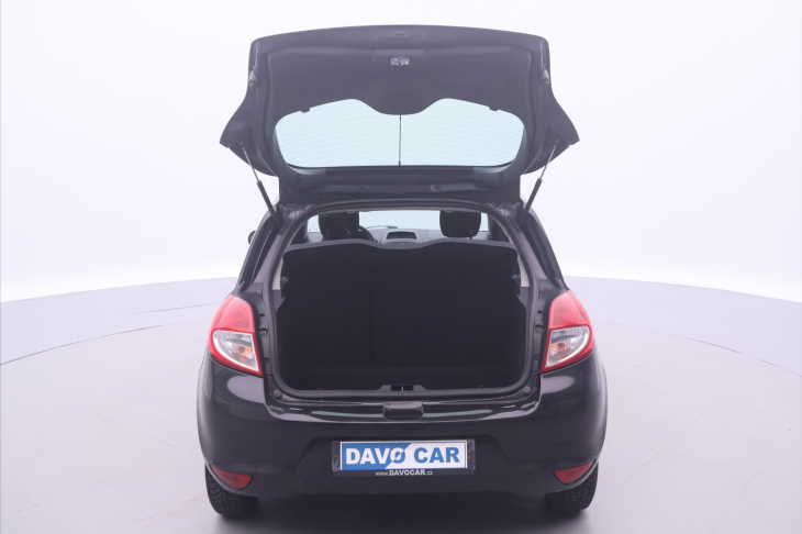 Renault Clio 1,2 i CZ 1.Majitel 9'250km