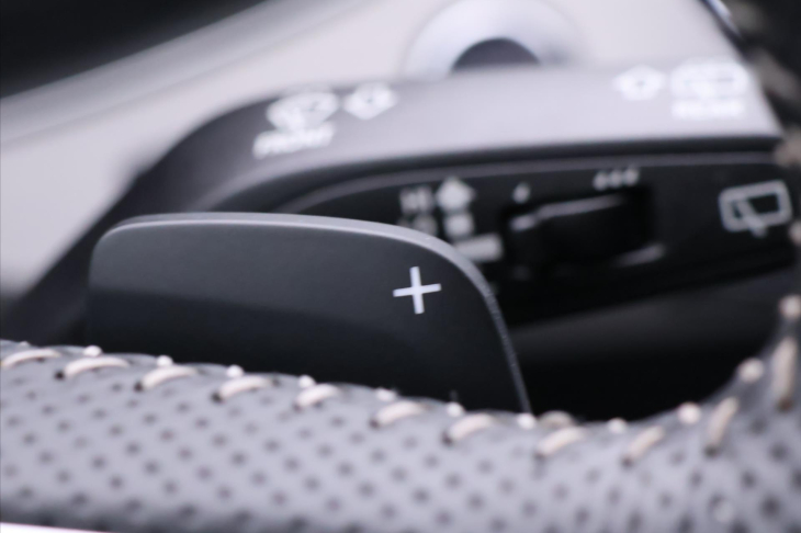 Audi Q7 3,0 50TDI 210kW S-Line CZ DPH