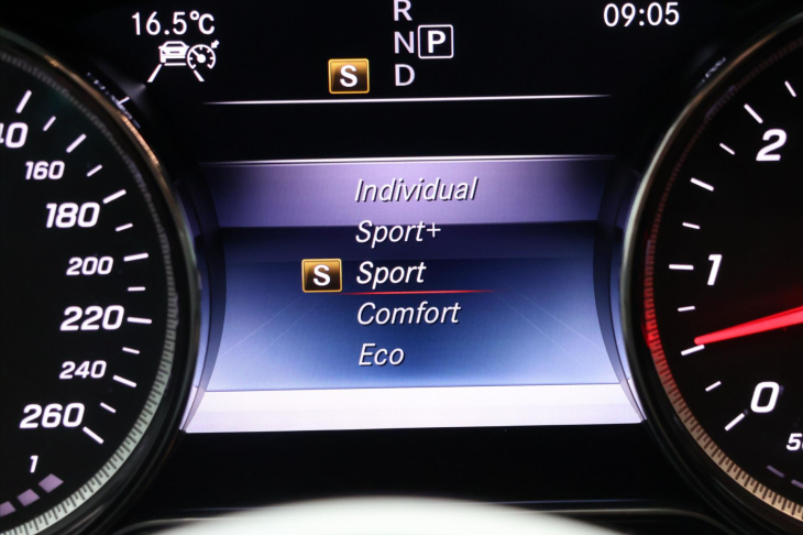 Mercedes-Benz Třídy E 2,9 400d 250KW 4Matic FULL LED