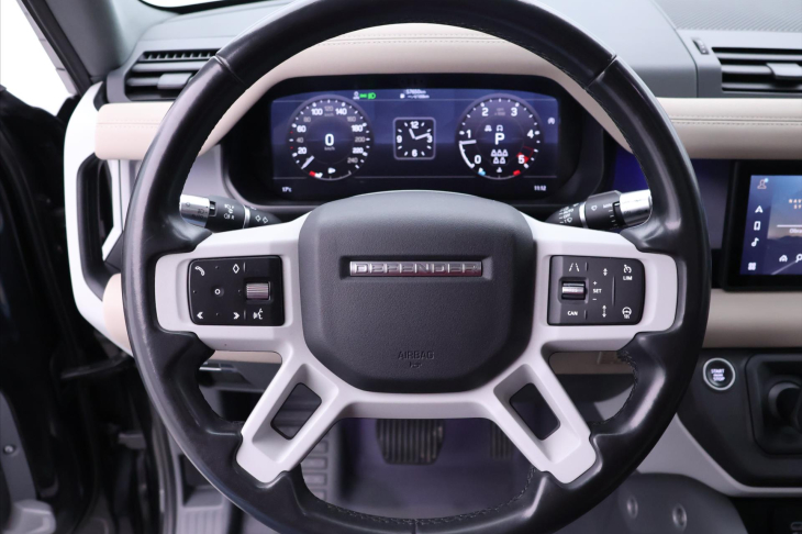 Land Rover Defender 2,0 D240 177kW Aut. AWD Tažné