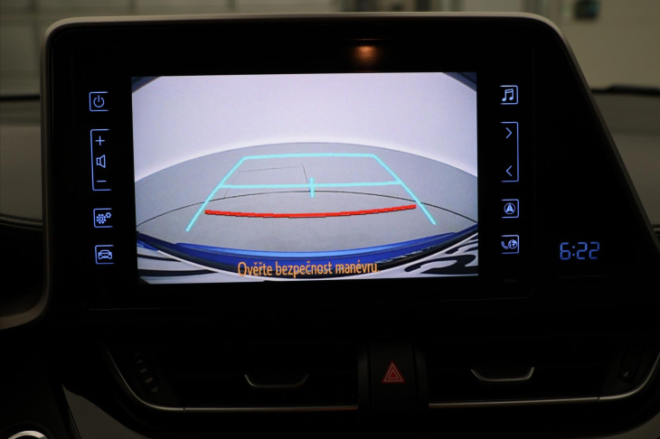 Toyota C-HR 1,8 Hybrid 72kW Selection CZ