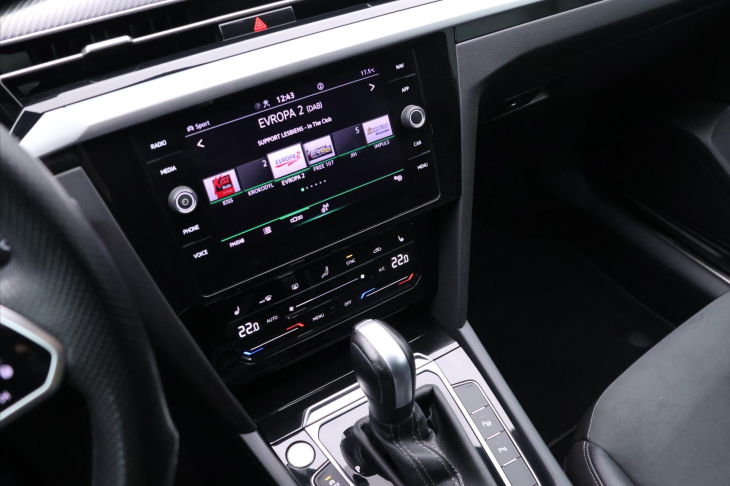 Volkswagen Arteon Shooting Brake 2,0 TDI 147kW DSG 4M R-line CZ