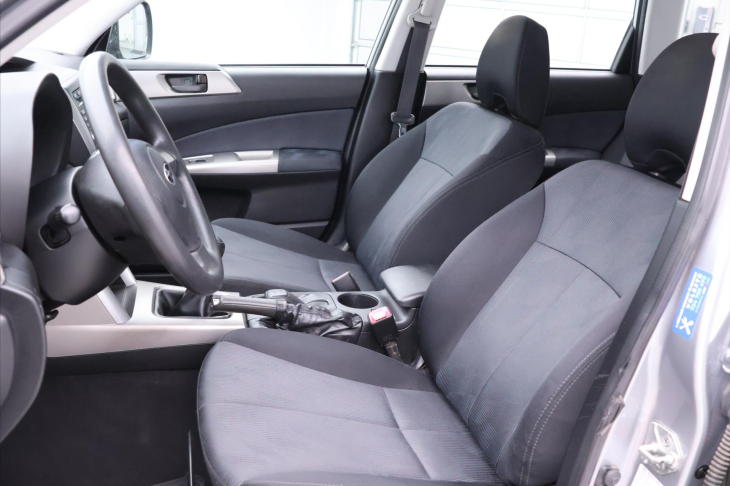 Subaru Forester 2,0 i 110kW AWD CZ Klima Tažné
