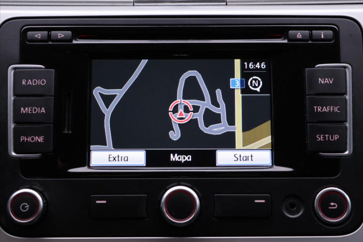 Volkswagen Passat 2,0 TDI 103kW Navi Serv.Kniha