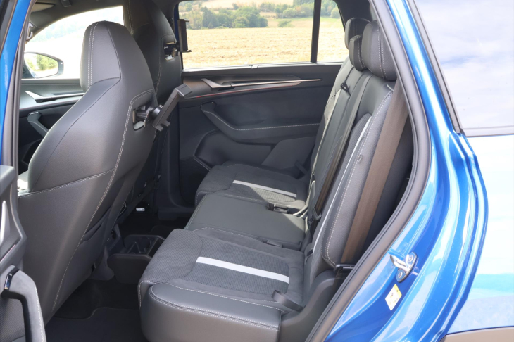 Škoda Kodiaq 2,0 TDI DSG 4x4 Sportline 7-Míst