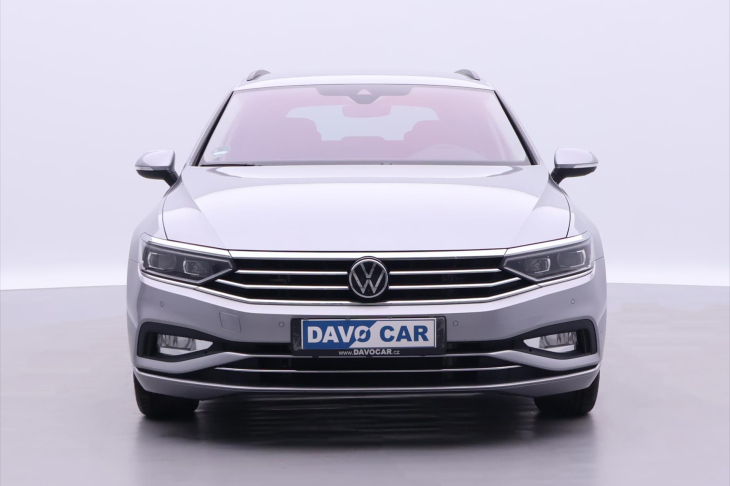 Volkswagen Passat 2,0 TDI DSG IQ Light 1.Maj DPH