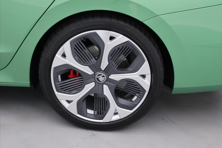 Škoda Octavia 2,0 TSI DSG RS DPH 1.maj CZ