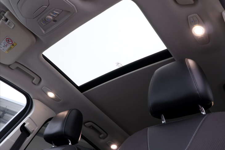 Ford Kuga 2,0 TDCi 132kW 4x4 Titanium