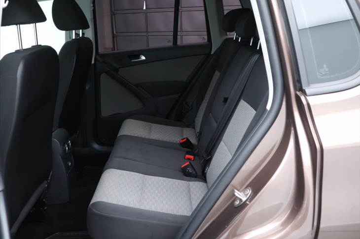 Volkswagen Tiguan 2,0 TSI DSG 4Motion Panorama