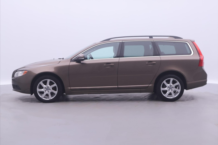 Volvo V70 2,4 D5 158 kW Summum