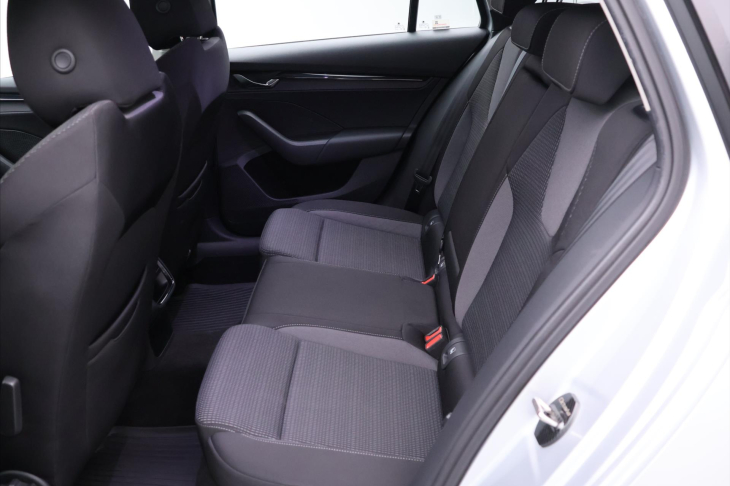 Škoda Octavia 2,0 TDI 110 kW 4x4 DSG DPH CZ