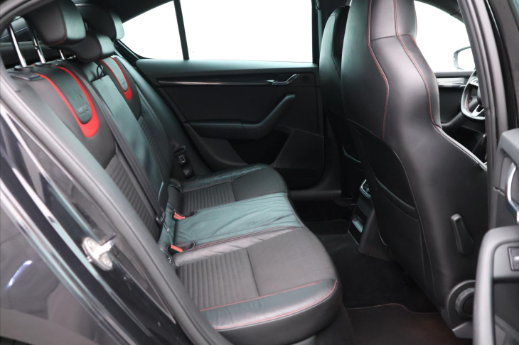 Škoda Octavia 2,0 TDI 135kW RS Xenon Navi