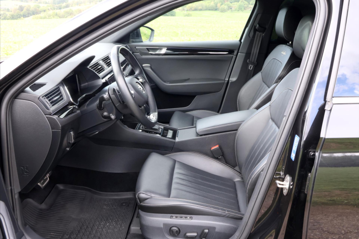 Škoda Superb 2,0 TDI DSG L&K DPH CZ