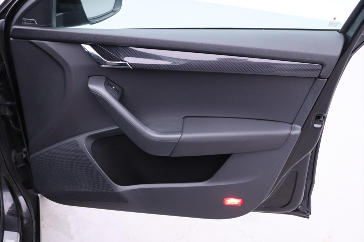 Škoda Octavia 2,0 TDI DSG RS Xenon Panorama