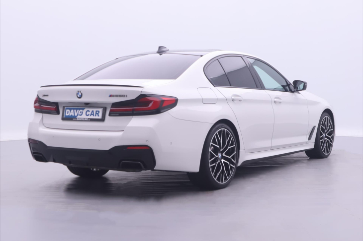 BMW Řada 5 4,4 M550i xDrive 390kW