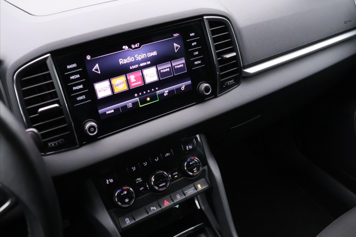 Škoda Karoq 2,0 TDI DSG Ambition DPH