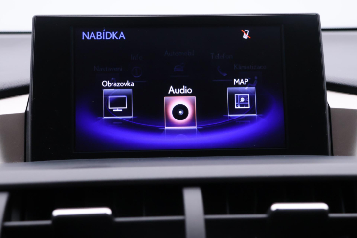 Lexus NX 300h 2,5 145kW Aut. 4WD Luxury DPH