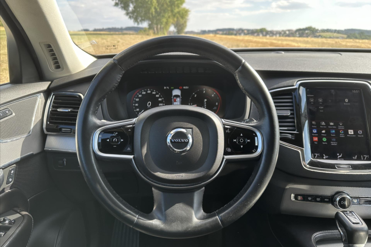Volvo XC90 2,0 D 165 kW Inscription CZ