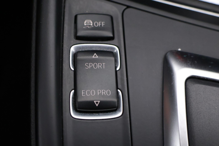 BMW Řada 3 2,0 320 XDrive 135kW Aut.