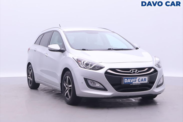 Hyundai i30 1,6 CRDi 81kW Automat CZ Kůže