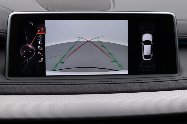 BMW X6 3,0 M50da 260kW Xdrive CZ LED