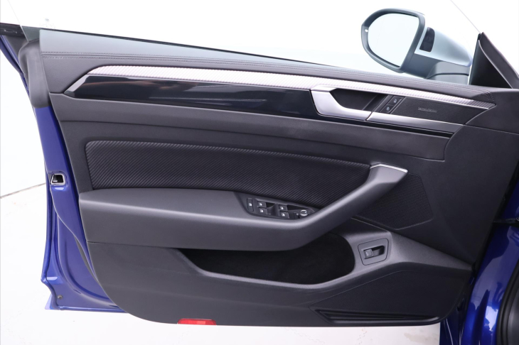 Volkswagen Arteon Shooting Brake 2,0 TSI R 235kW DSG 4M LED DPH