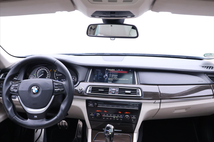 BMW Řada 7 3,0 190kW Xdrive ALU Kůže Šíbr