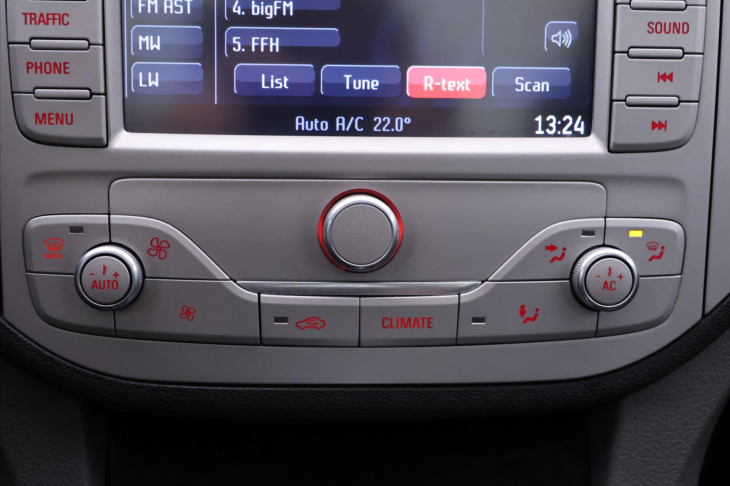 Ford Kuga 2,0 TDCI Titanium AWD Serv.kn.