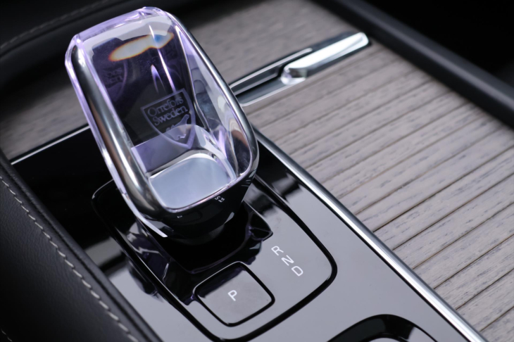 Volvo XC90 2,0 B5 AWD Ultimate Dark 7-Míst